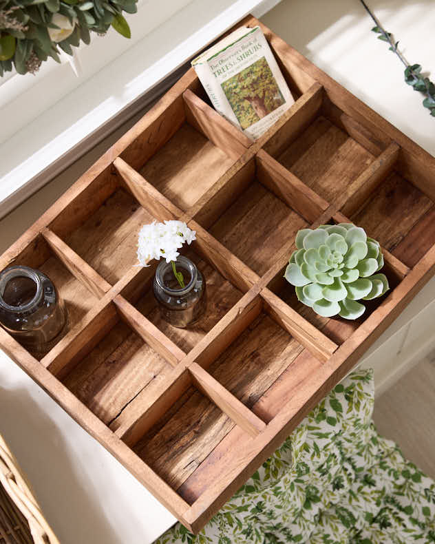 12 Compartment Tray - Image 4