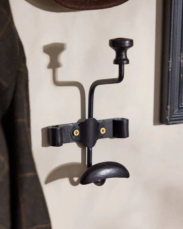 Duke Noir Metal Wall Hooks - Image 4