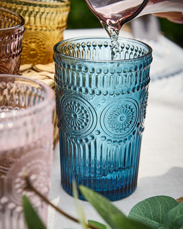 Carafe and Tumblers in Woven Holder - Image 4