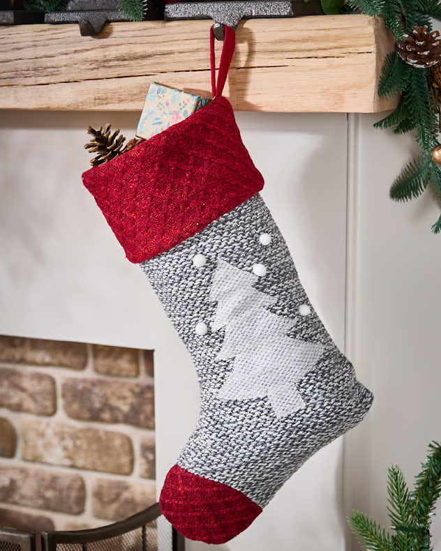 Chunky Knitted Christmas Stockings - Image 4
