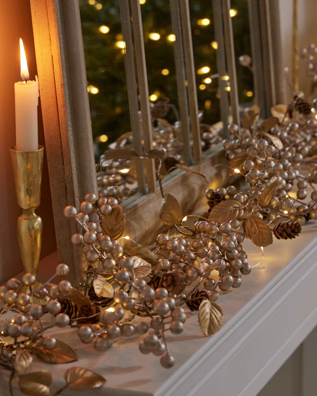 Clermont Champagne Christmas Garland 1.5m - Image 3