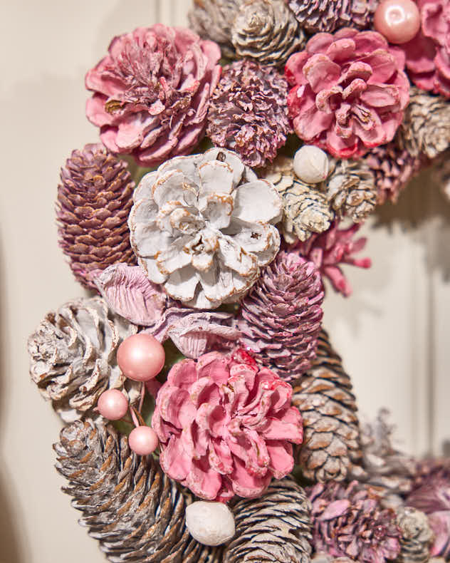 Enchanted Blush Christmas Wreath - Image 4