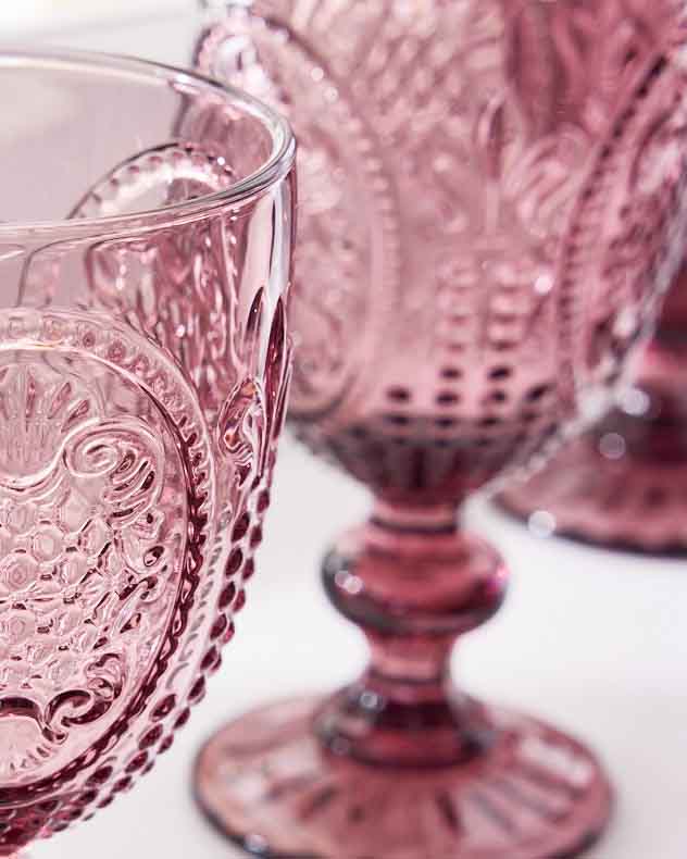 Fleur De Lys Pink Wine Goblet - Image 2