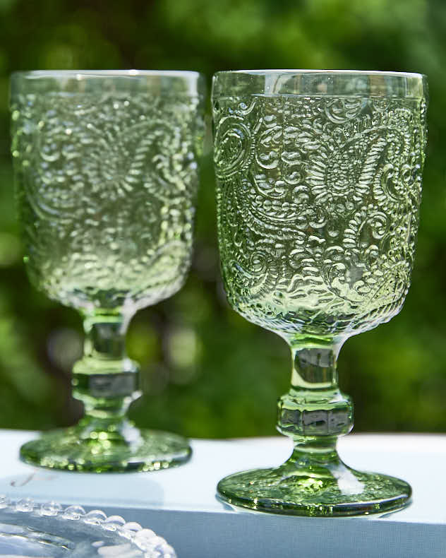 Lugo Paisley Green Wine Glass - Image 3