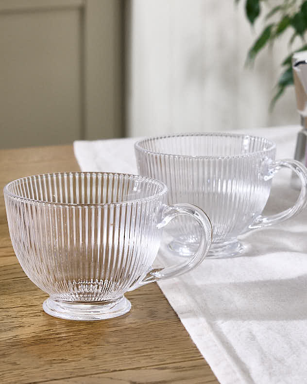 Palermo Embossed Footed Mug - Image 5