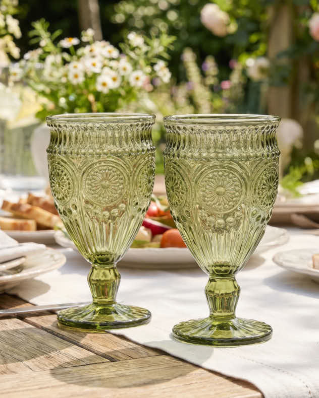 Palmas Green Wine Goblet - Image 4