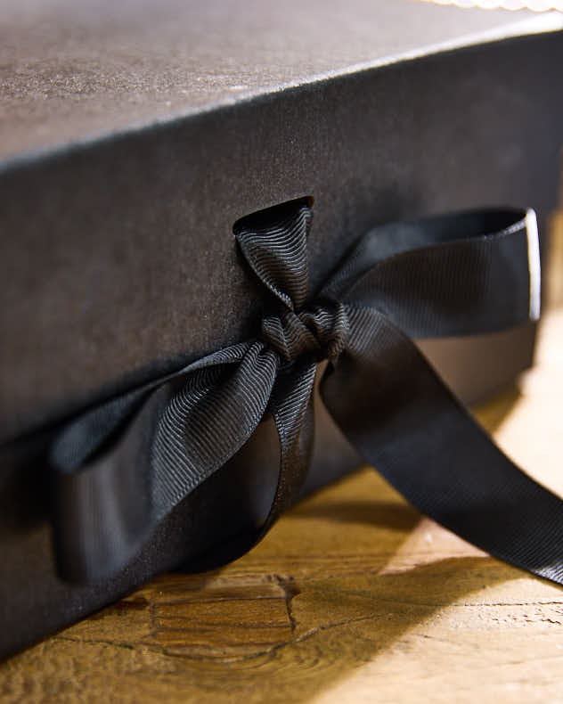 Personalised A5 Black Gift Box - Image 3