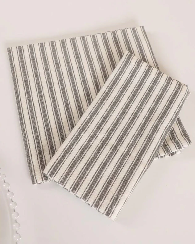 Set of 4 Grey Stripe Fabric Napkins - Image 3