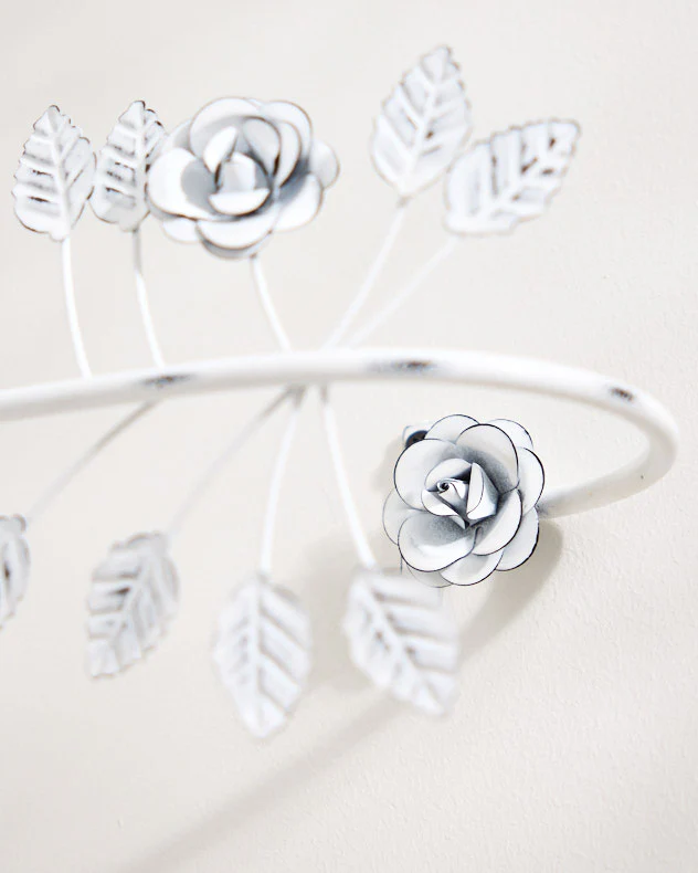 Set of 2 White Leaf Curtain Tie Backs - Image 3