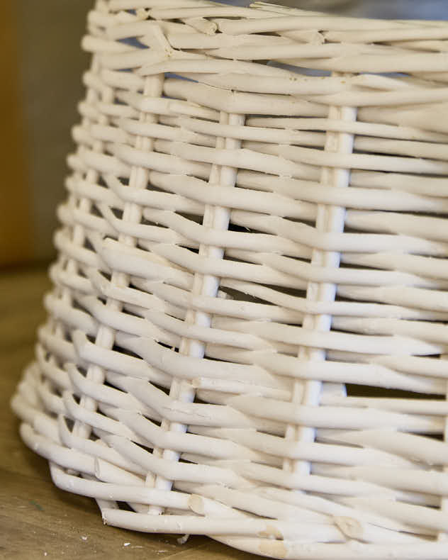 White Willow Tree Skirt - Image 3